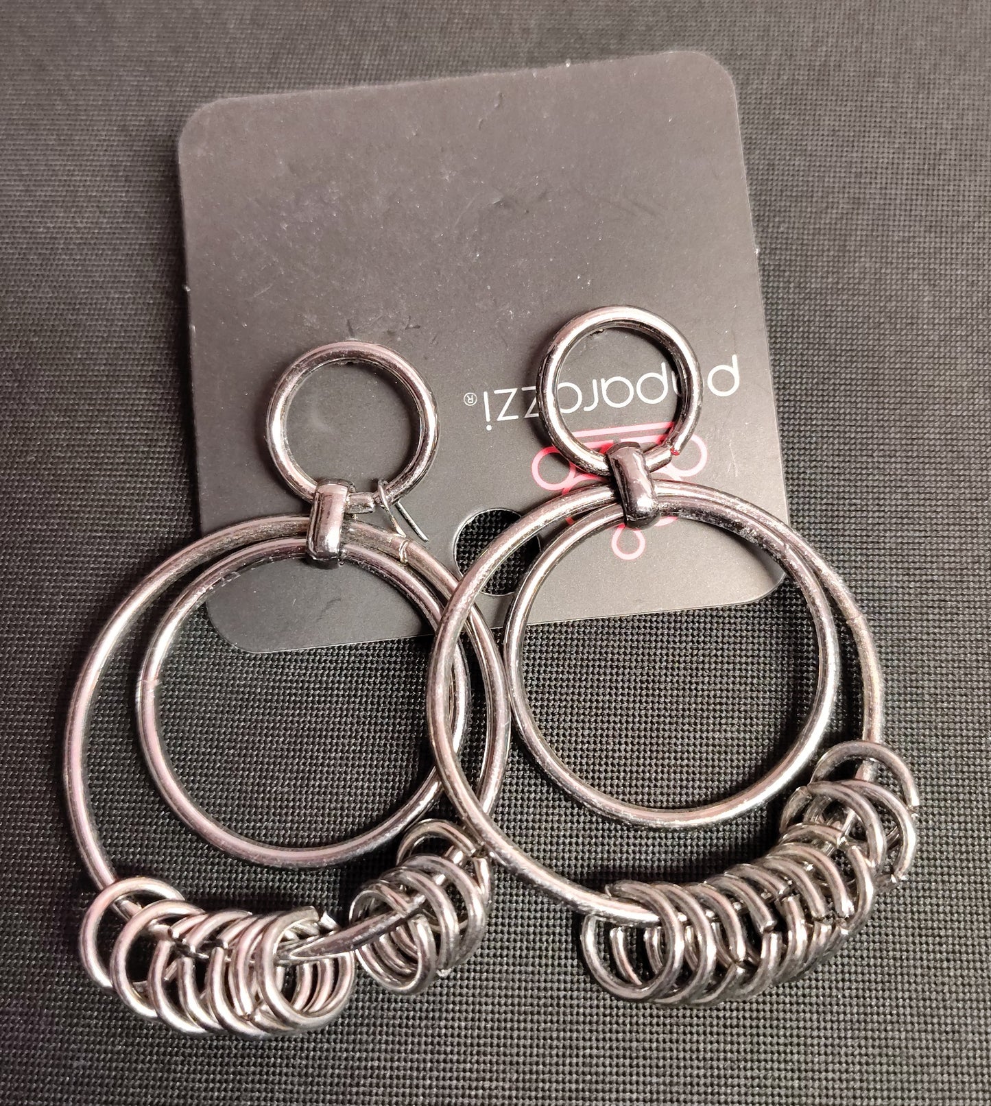 NEW - Earrings E10028