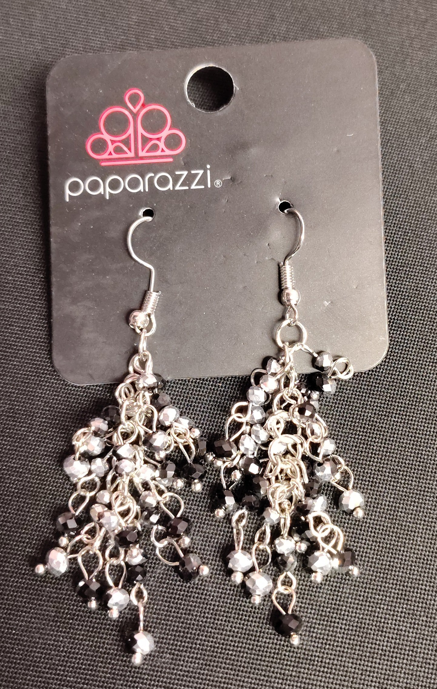 NEW - Earrings E10034