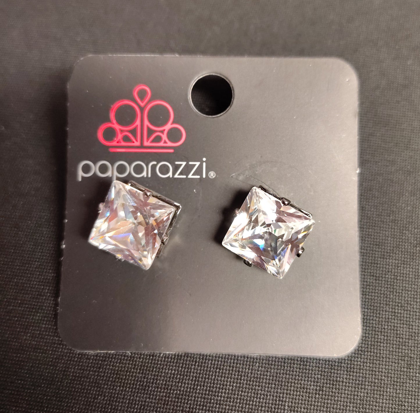 NEW - Earrings E10081