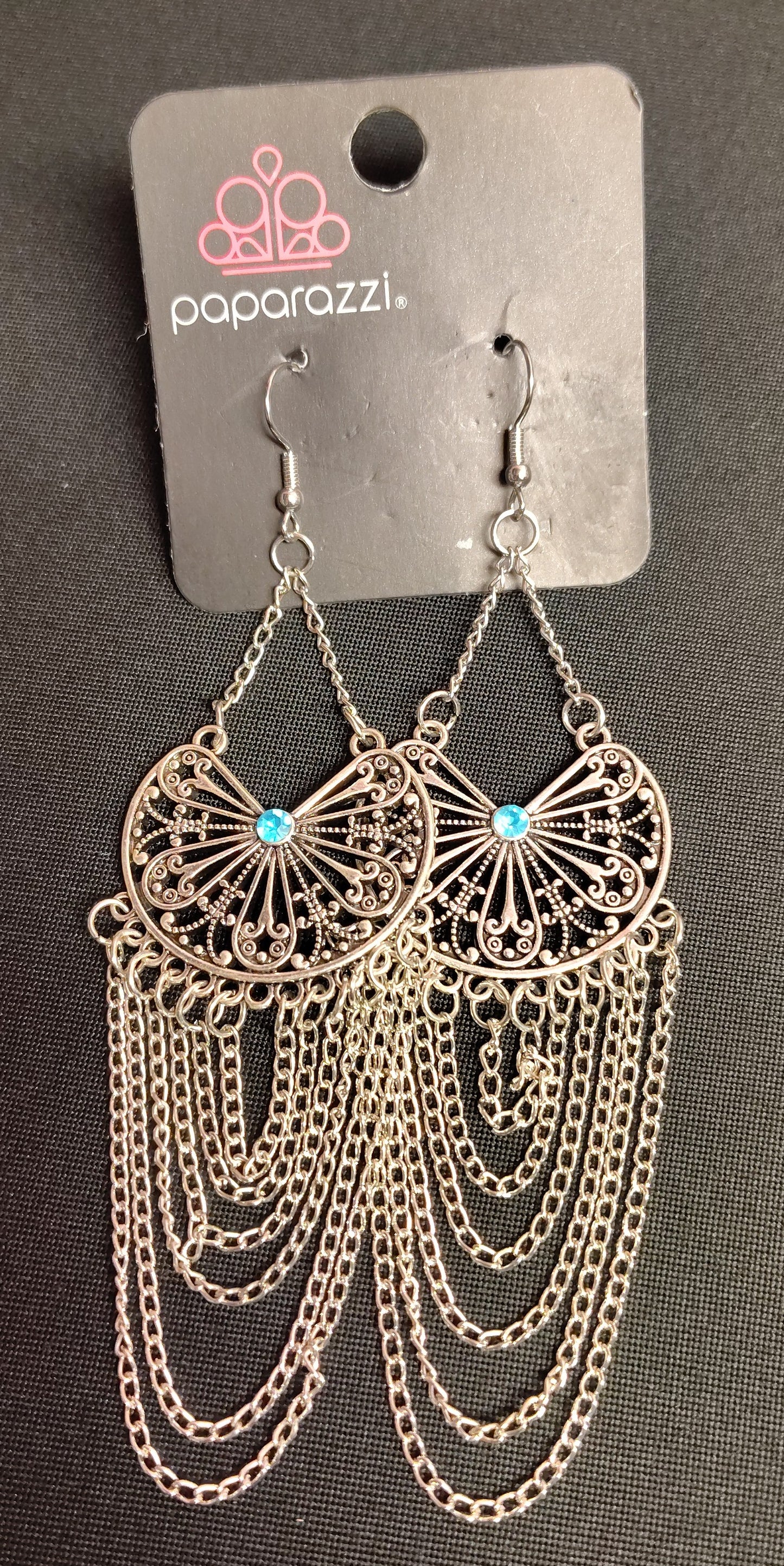 NEW - Earrings E10086