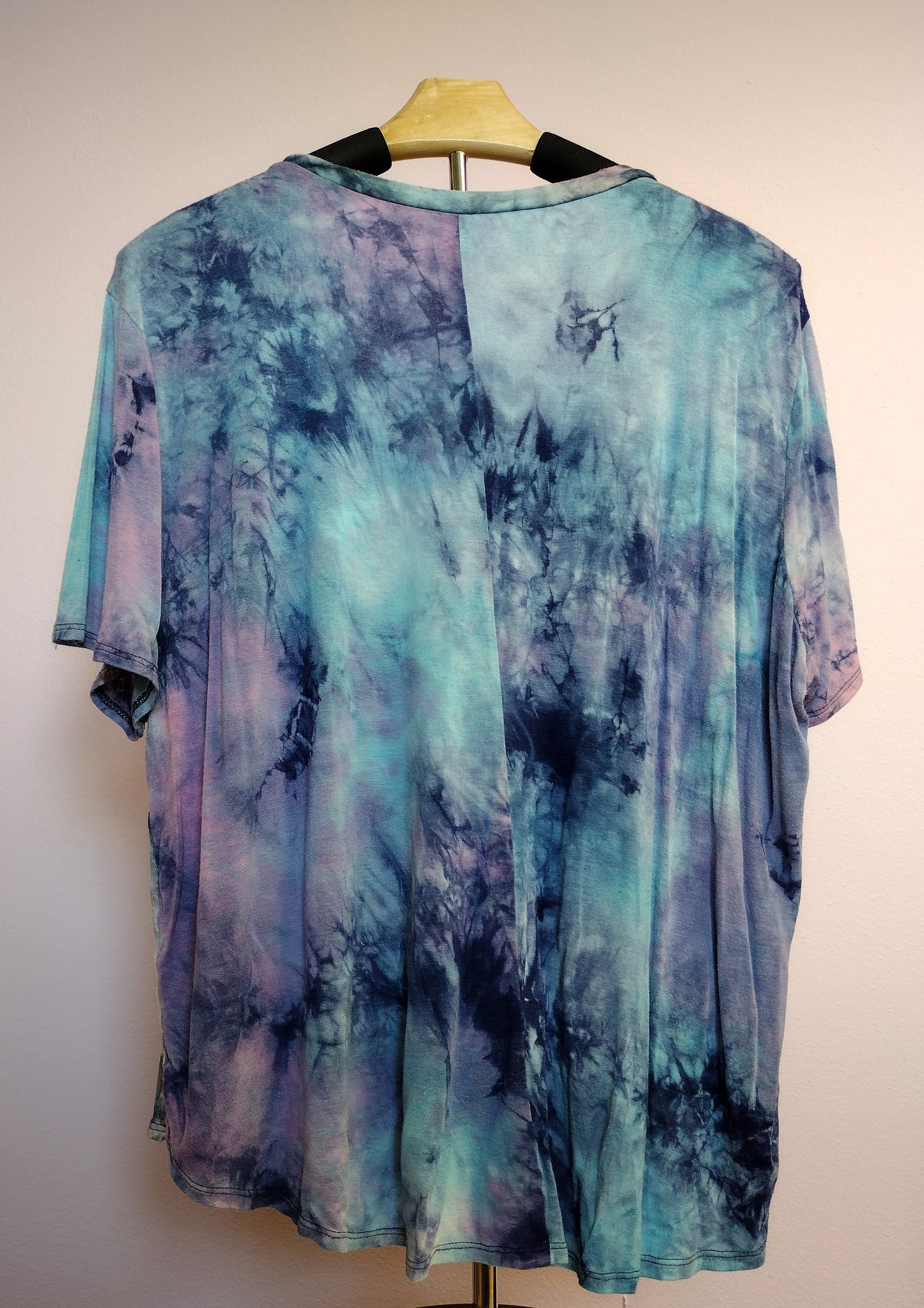 USED - Top - size N/A (XL?) - T10010