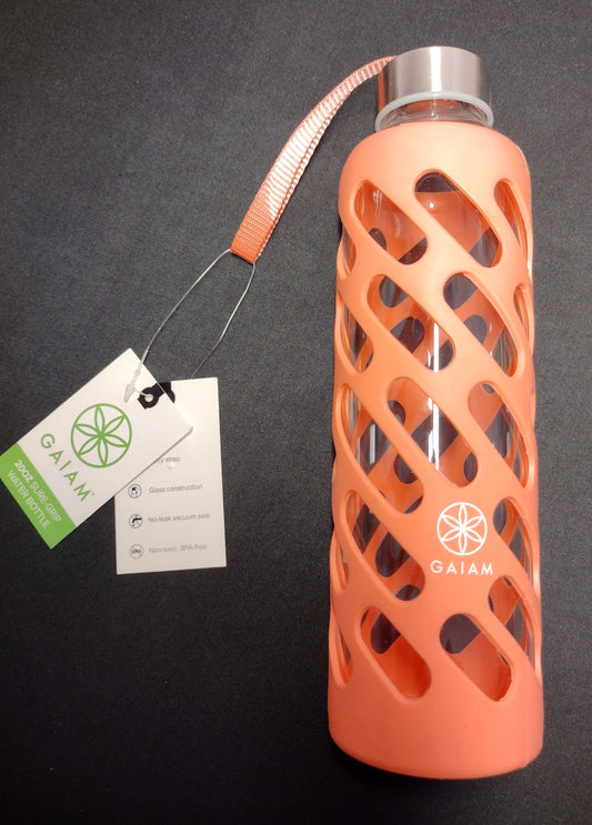 NEW - GAIAM 20 oz water bottle - HW10008