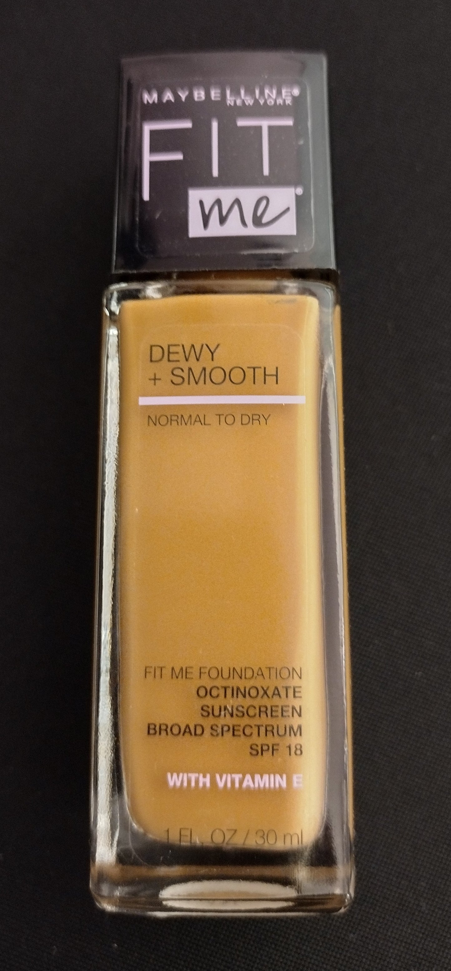 NEW - Maybelline - Fit Me Foundation - BM10028