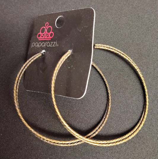 NEW - Earrings E10022