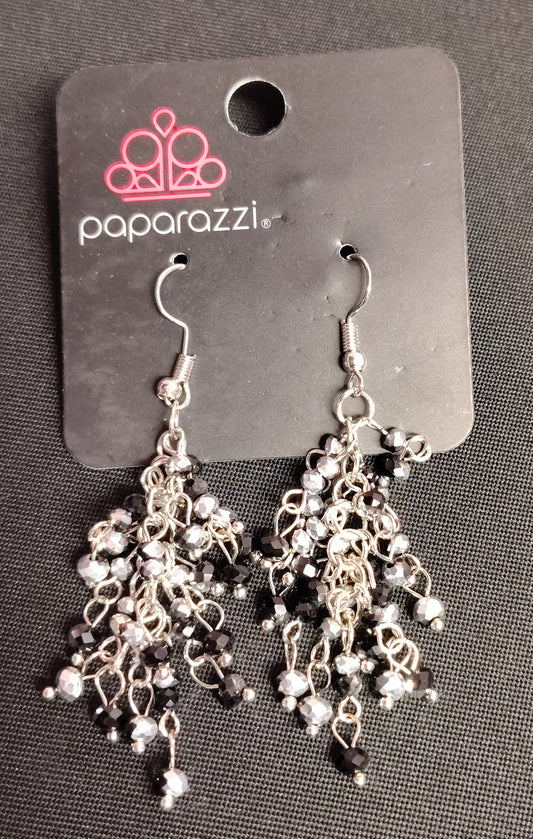 NEW - Earrings E10034