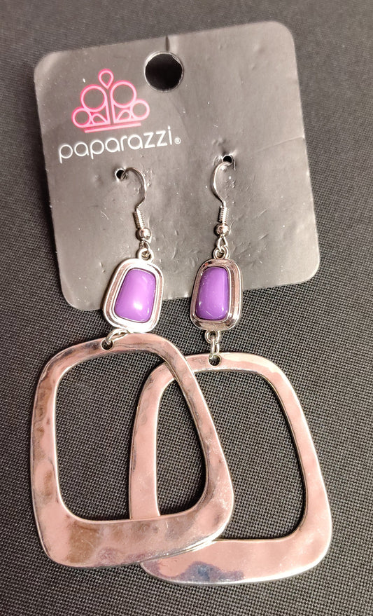 NEW - Earrings E10037