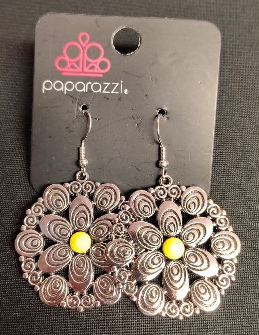 NEW - Earrings E10042