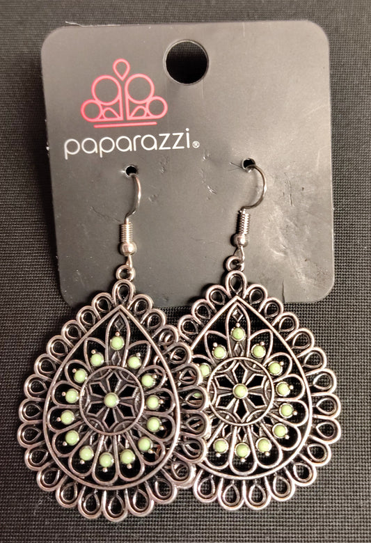 NEW - Earrings E10045