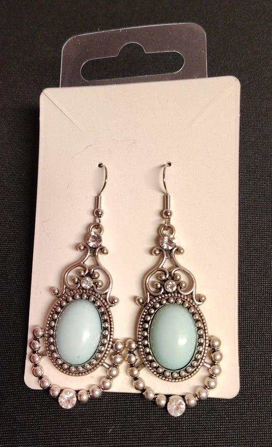 NEW - Earrings E10050