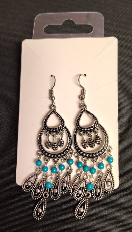 NEW - Earrings E10054