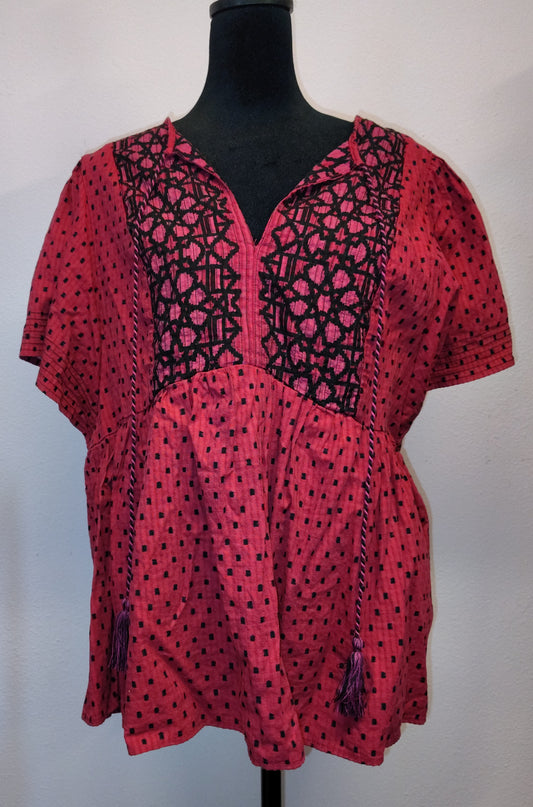 NEW - Top - Size XL - T10057