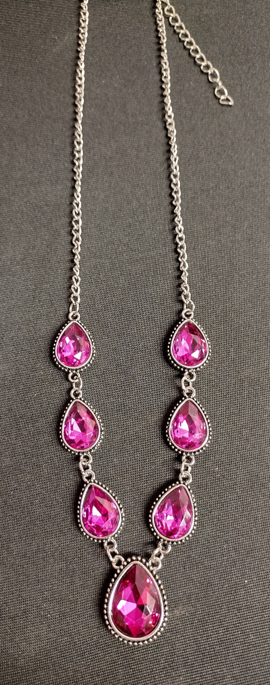 NEW - Necklace - JN10008