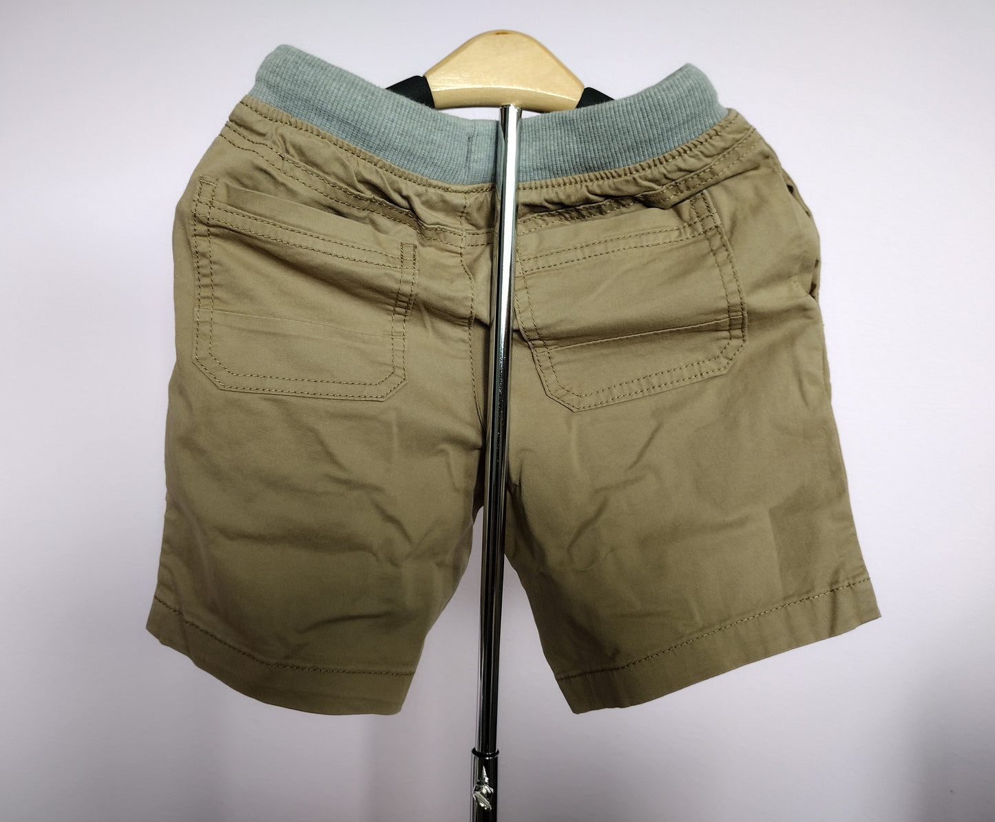 NEW - Toddler shorts - size 5T - TC10002