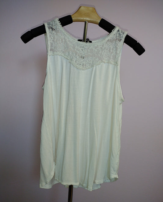 USED - Kids top - size L -KT10009