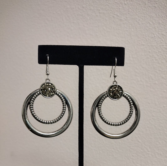 NEW - Earrings - E10002