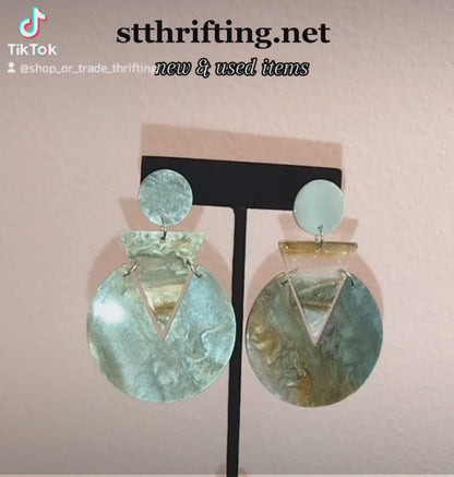 NEW - Earrings - E10006