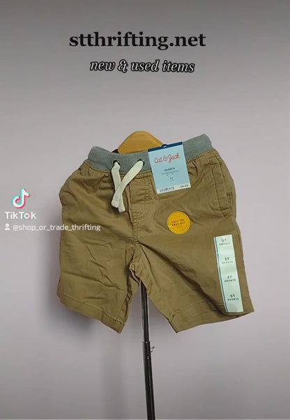 NEW - Toddler shorts - size 5T - TC10002