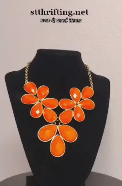 NEW - Necklace - JN10018