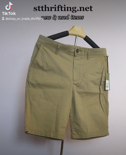 NEW - Shorts - size 30 - S10002